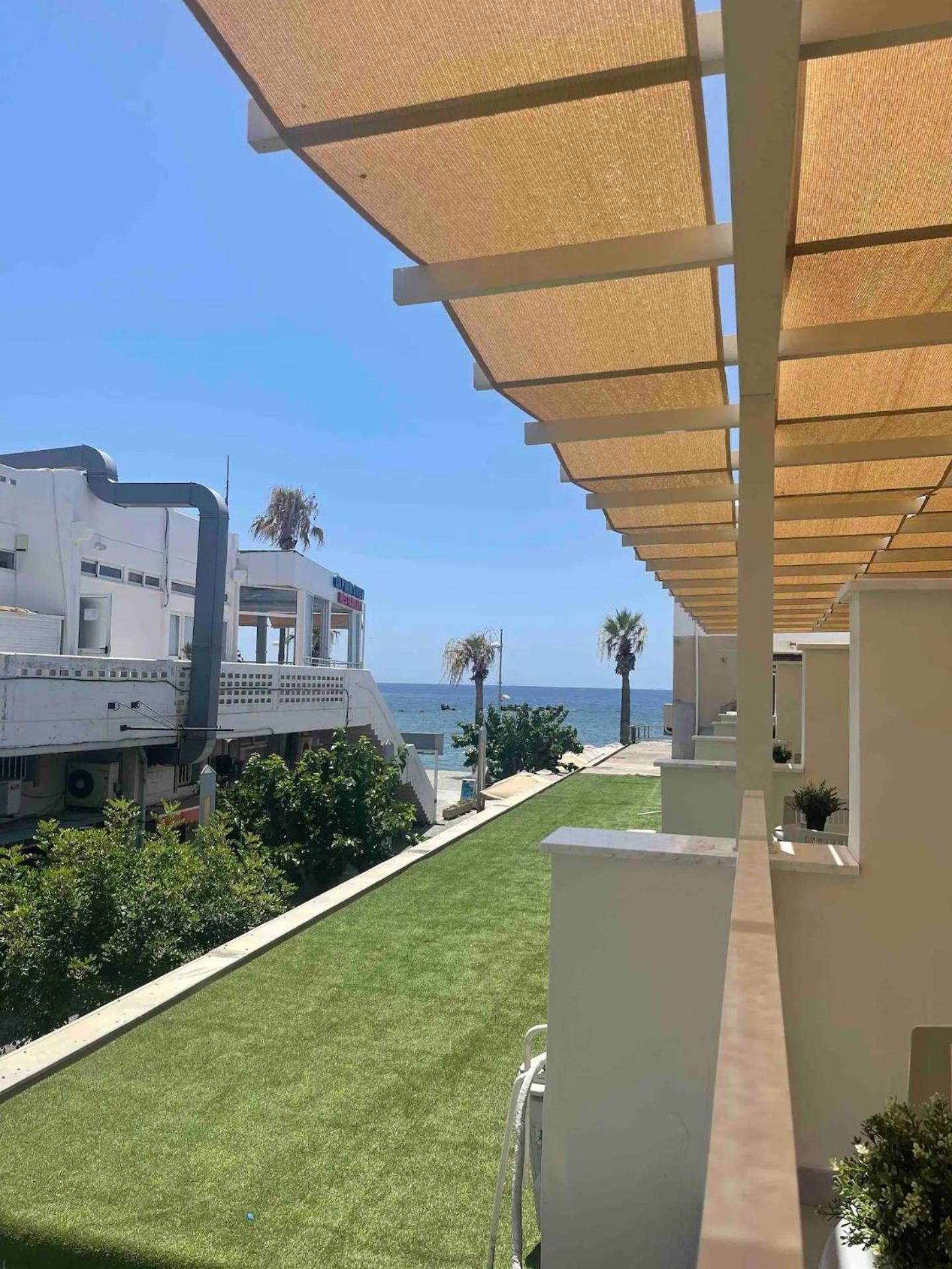 Harbour Lights Studio Apartments Paphos Buitenkant foto